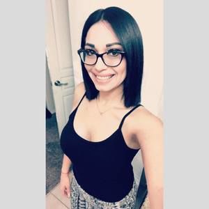 Meet your Posher, Adriana